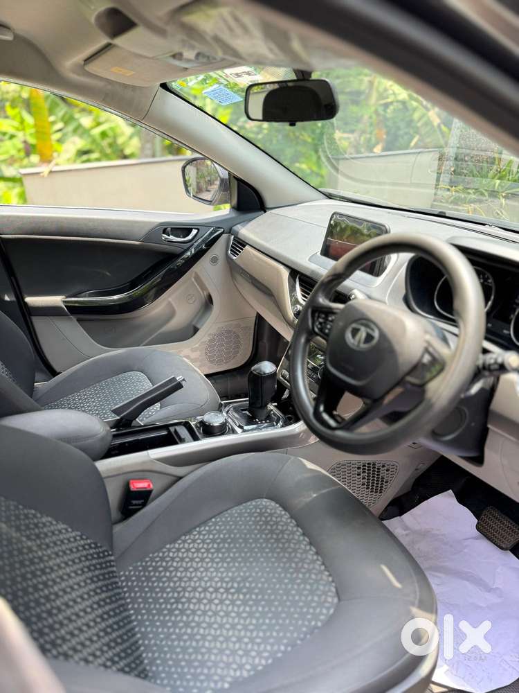 Tata Nexon 1.2 Revotron Xza Plus, 2019, Petrol