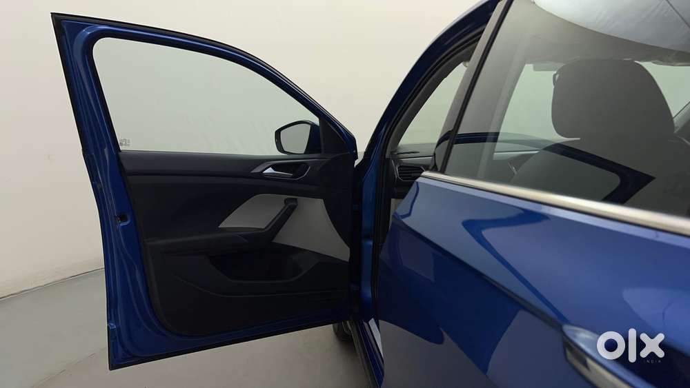 Volkswagen Taigun Topline 1.0 Tsi At (electric Seats), 2022, Petrol