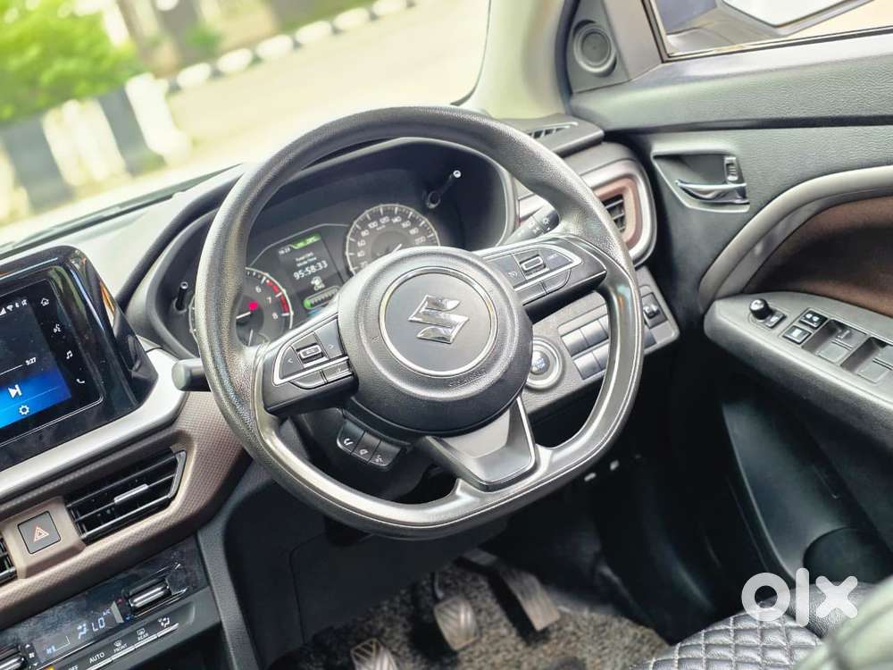 Maruti Suzuki Brezza 1.5 Zxi Cng, 2023, Cng & Hybrids