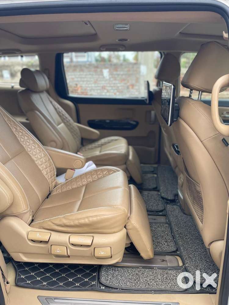 Kia Carnival Limousine Plus 7 Str, 2022, Diesel
