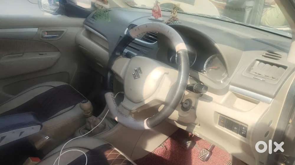 Maruti Suzuki Ertiga 2012 Variant