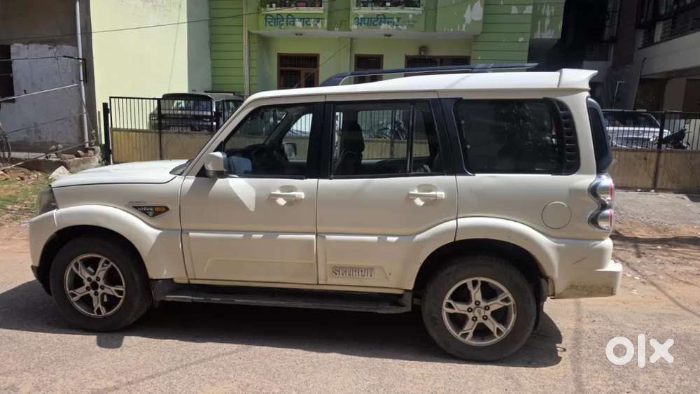 Mahindra Scorpio S10, 2017, Diesel