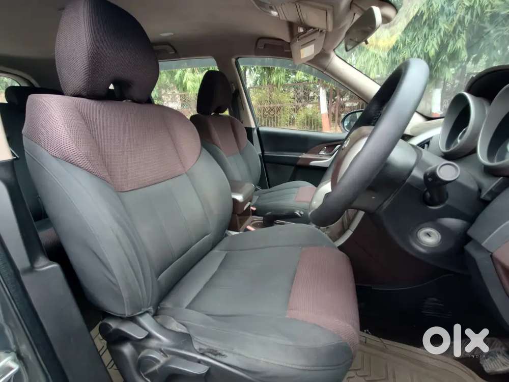 Mahindra Xuv500 2014 Diesel 85000 Km Driven