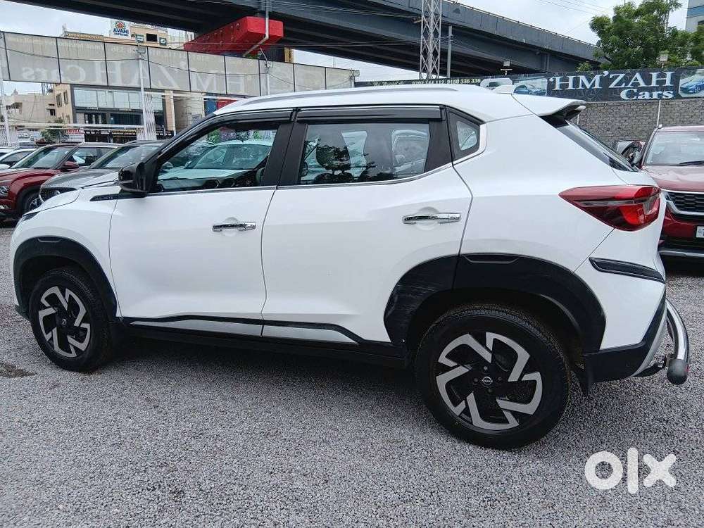 Nissan Magnite 1.0 Xv Executive, 2022, Petrol