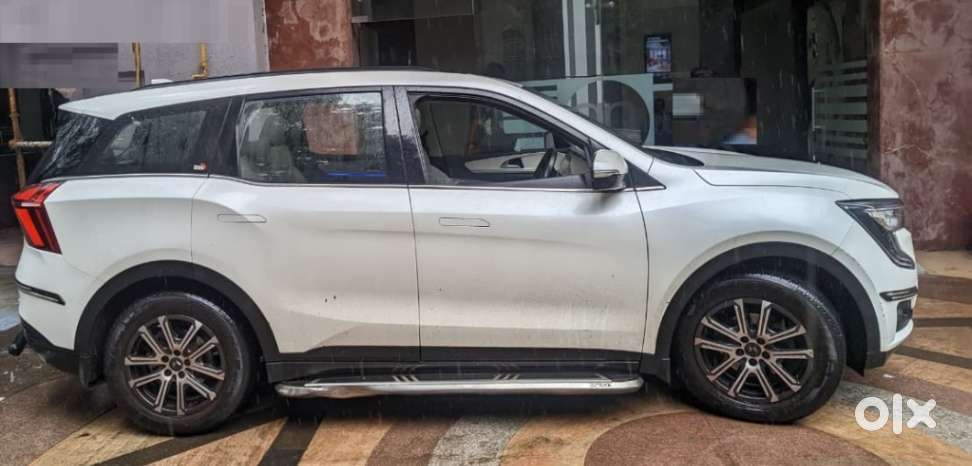Mahindra Xuv700 2.0 Ax 7 Petrol At Str, 2022, Petrol