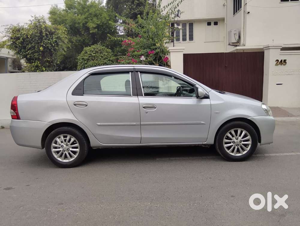 Toyota Etios 2010-2012 G, 2011, Petrol