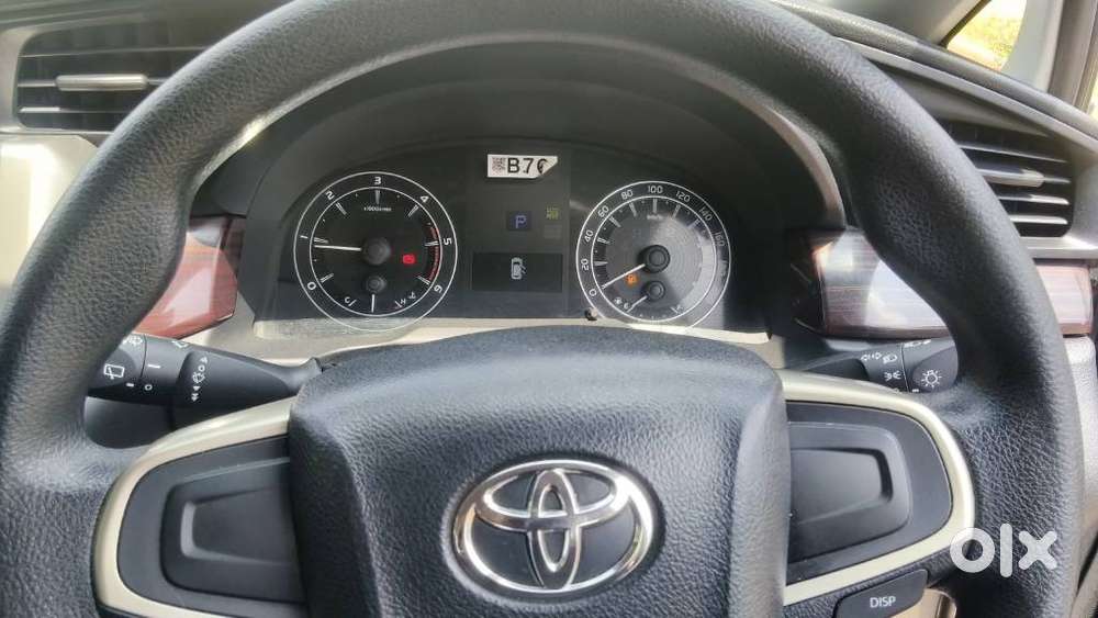Toyota Innova Crysta 2.8 Gx At, 2017, Diesel