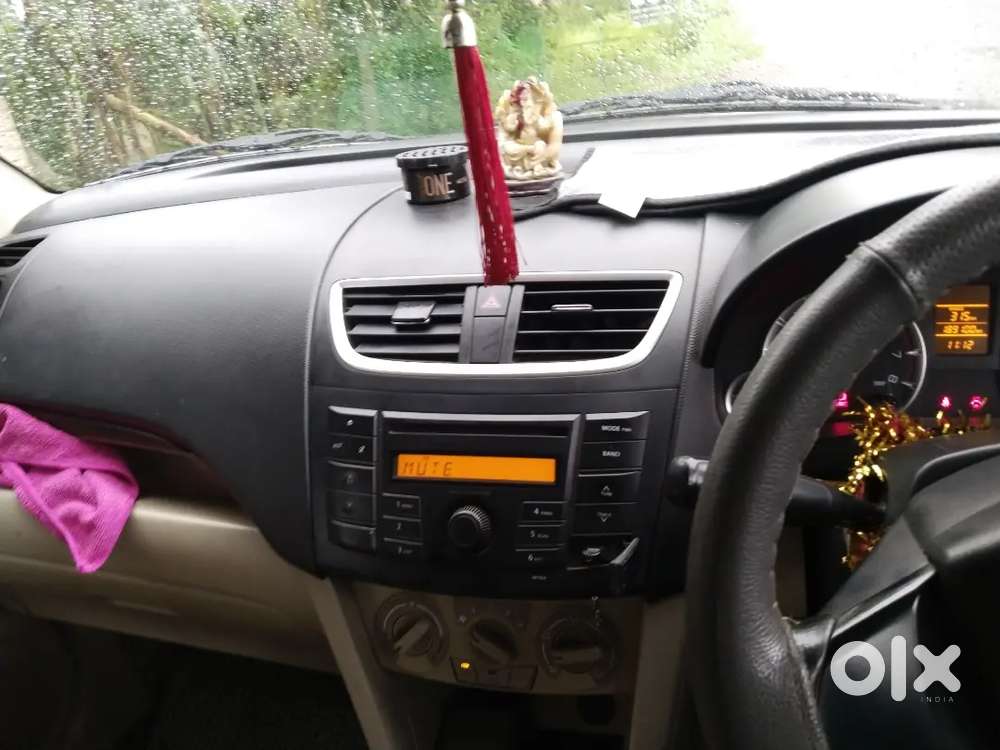 Maruti Suzuki Dzire 1.2 Vxi 11