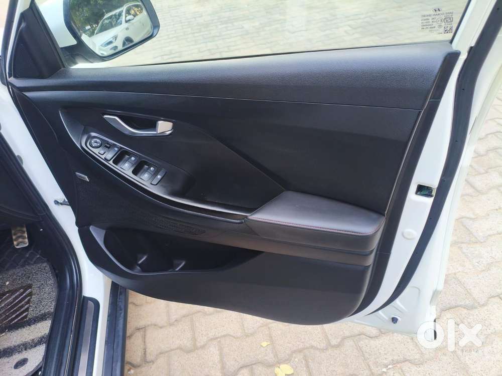 Hyundai Creta 1.4 Sx (o) Turbo Petrol Dct Dual Tone, 2022, Petrol