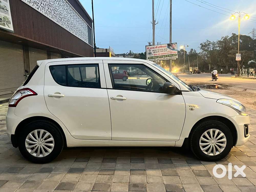 Maruti Suzuki Swift 1.2 Lxi (o), 2018, Petrol