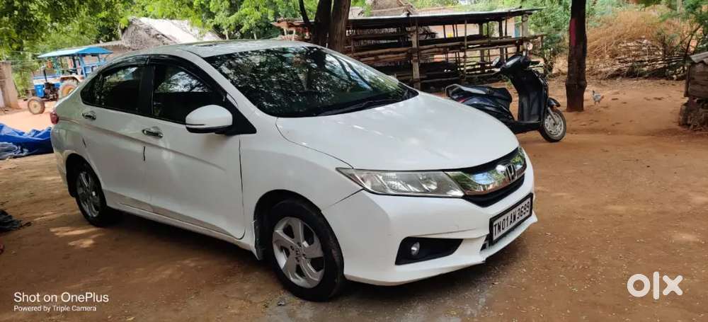 Honda City Petrol 2014 Sunroof..vx...top Good Condition