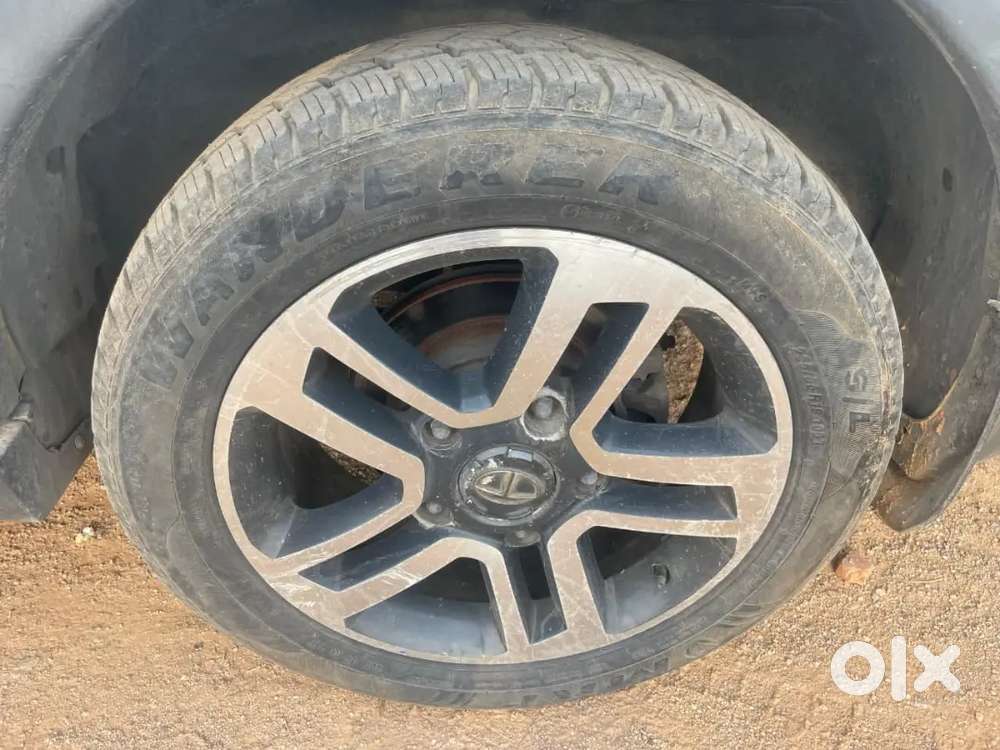 Tata Hexa 2017 Diesel Well Maintained