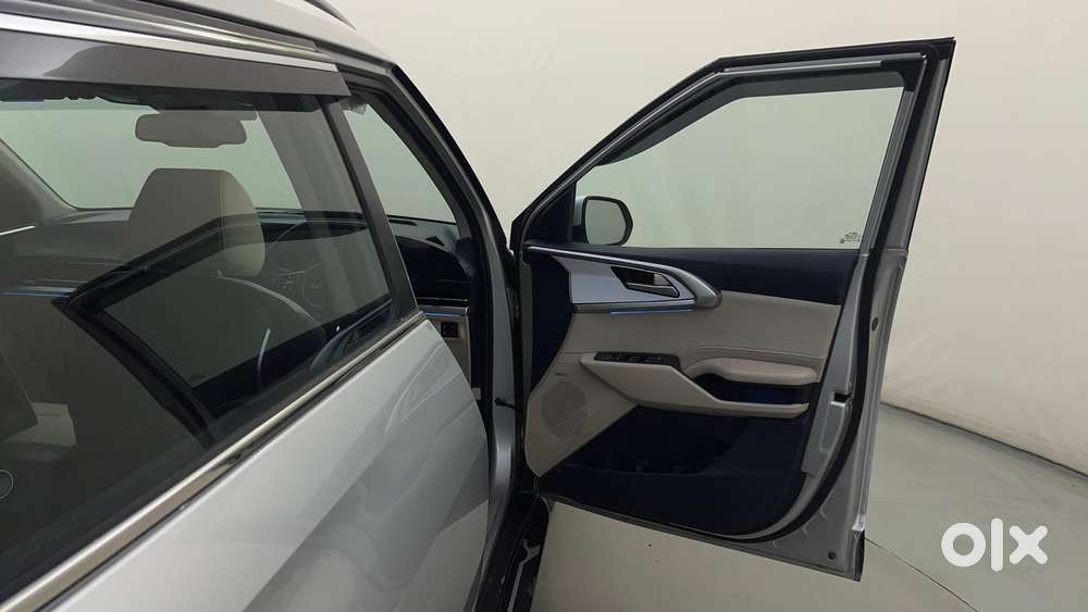 Kia Carens 1.5 Luxury Plus Turbo Dct 7 Str, 2024, Petrol