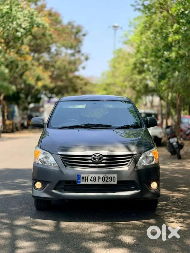 Toyota Innova 2012 Diesel 95000 Km Driven Next To New