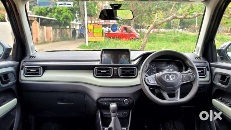 Tata Punch Camo Adventure Mt, 2023, Petrol