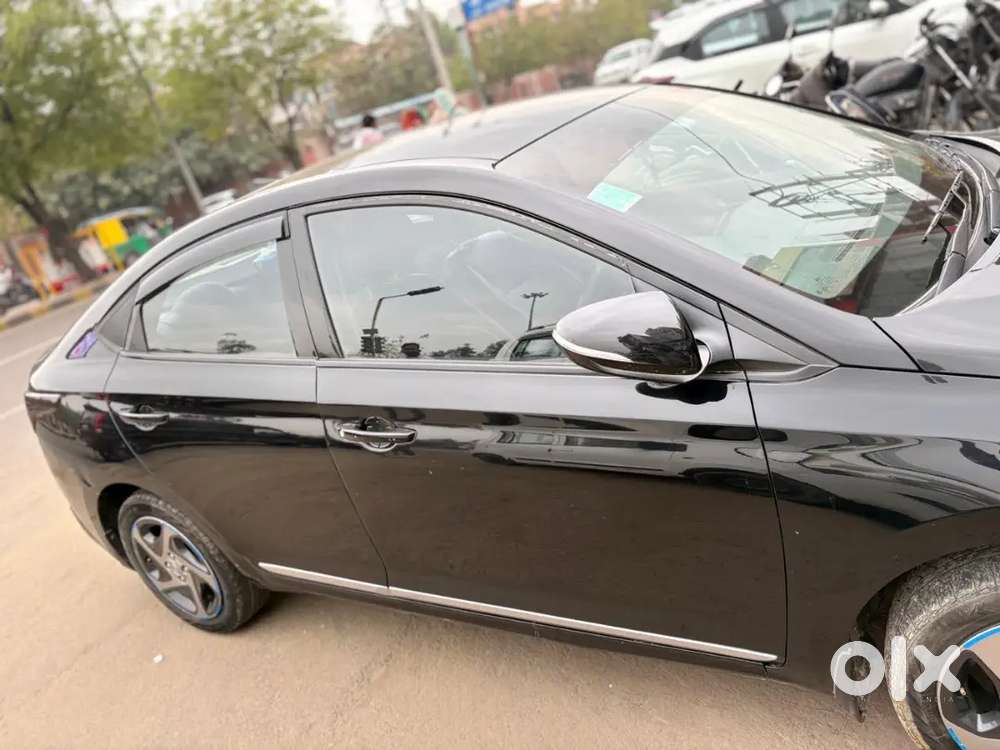 Hyundai Verna 2021 Petrol 70000 Km Driven