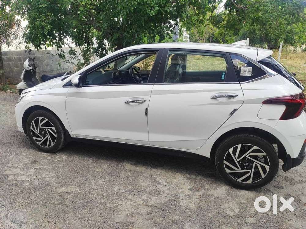 Hyundai I20 Asta (o) 1.2 Mt, 2025, Petrol