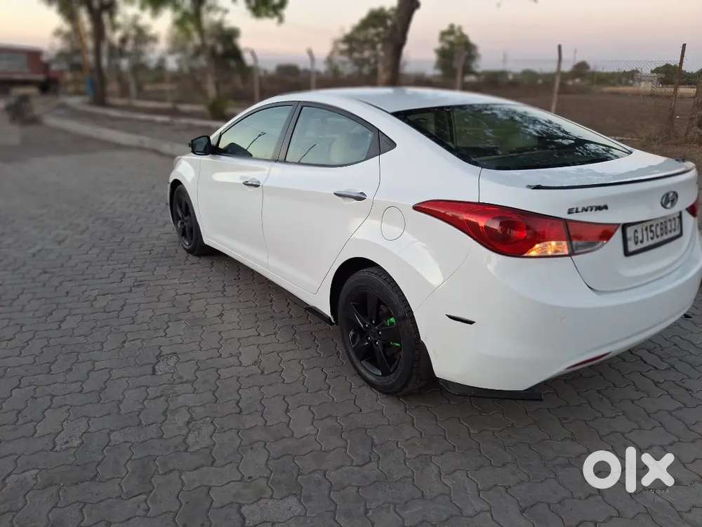 Hyundai Elantra Crdi 2014 Automatic Sx