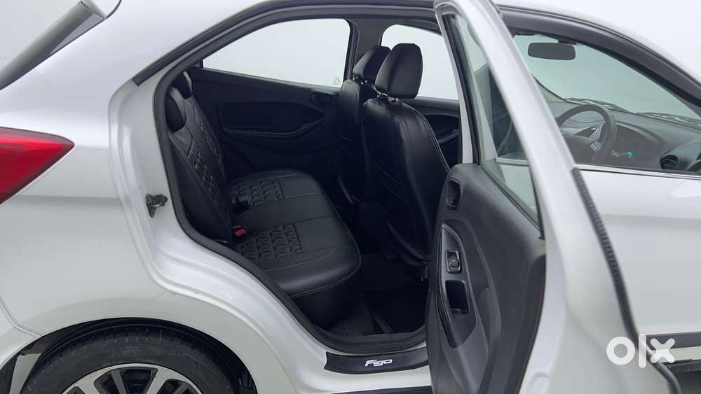 Ford Figo Titanium, 2020, Petrol