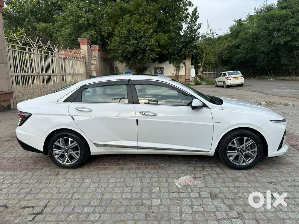 Hyundai Verna Sx 1.5 Petrol Ivt, 2023, Petrol