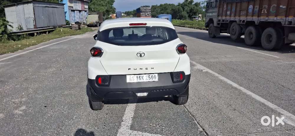 Tata Punch Smart Plus 2023