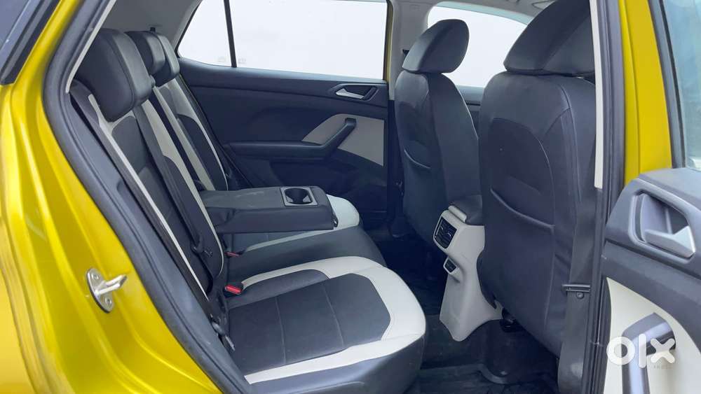 Volkswagen Taigun Topline 1.0 Tsi At (electric Seats), 2022, Petrol