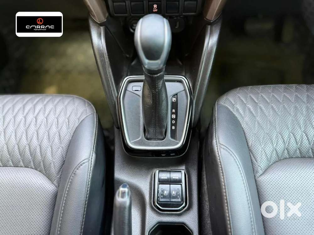 Maruti Suzuki Grand Vitara 1.5 Alpha Plus Intelligent Hybrid Ecvt, 2..