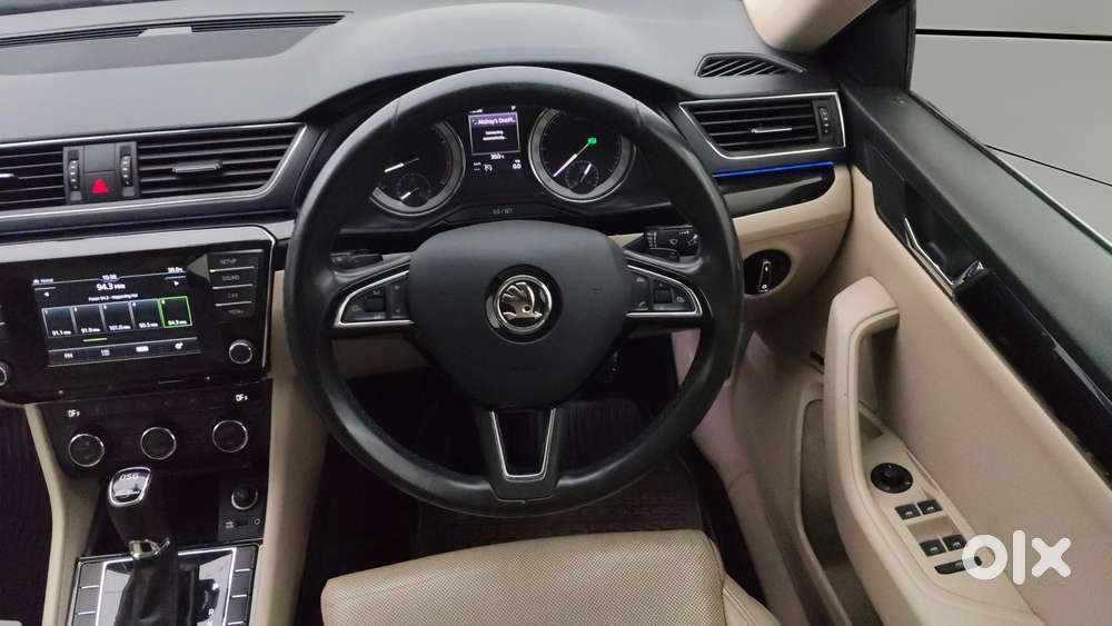 Skoda Superb Lk 1.8 Tsi At, 2016, Petrol