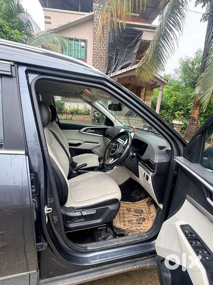 Kia Carens Petrol Manual 2022