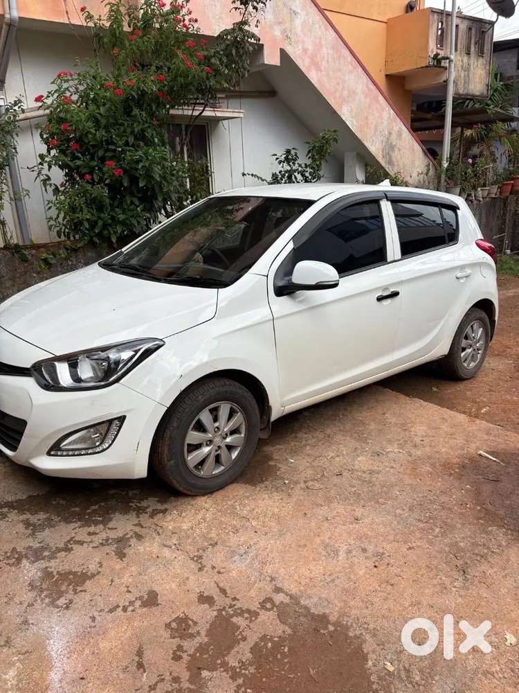 Hyundai I20 2013 Petrol Well Maintained