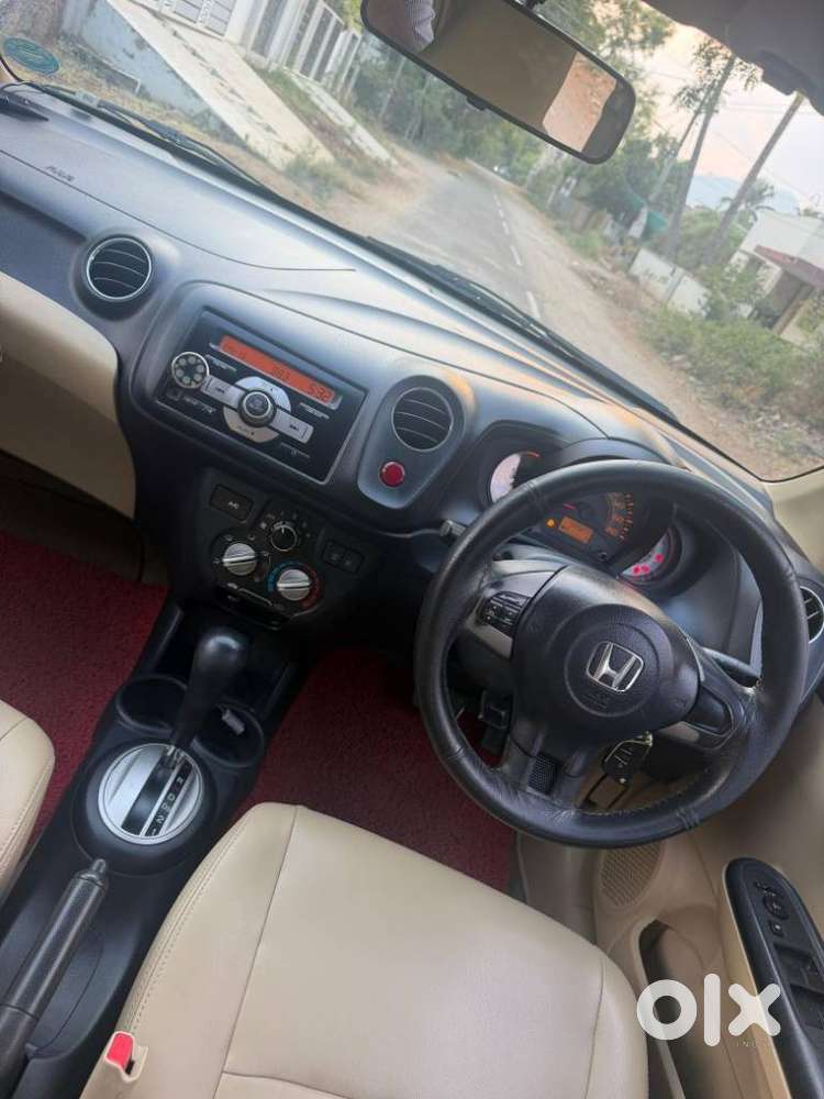Honda Brio 2013-2016 Vx O At, 2014, Petrol