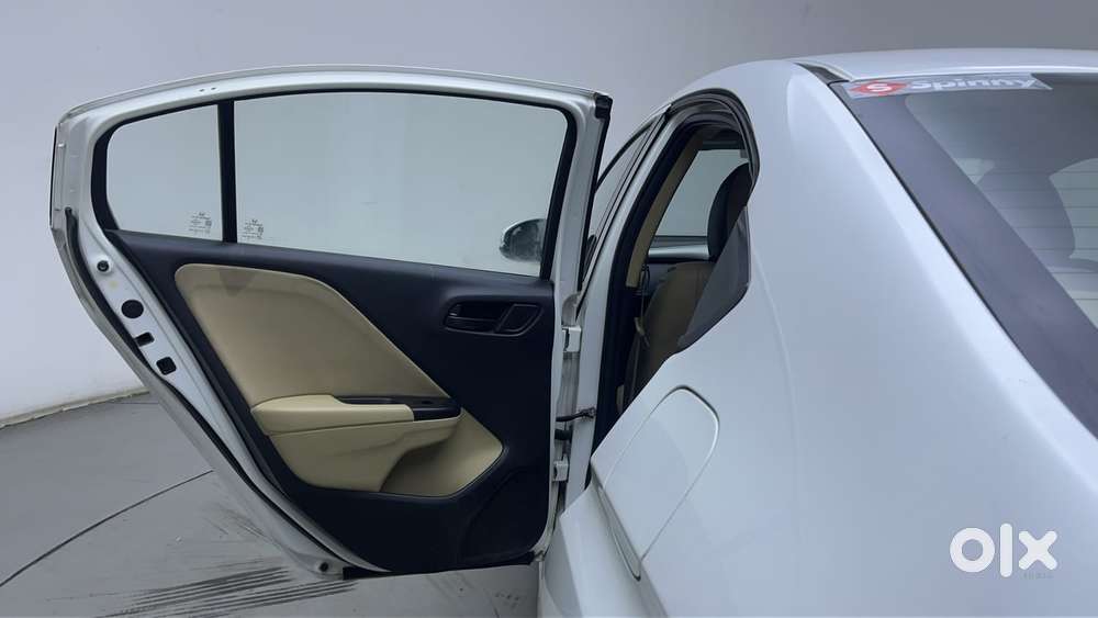 Honda City I-vtec Cvt Zx, 2015, Petrol