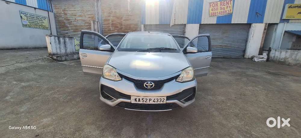 Good Condition New Toyota Clutch Plate And New Tyres New Seat Covers