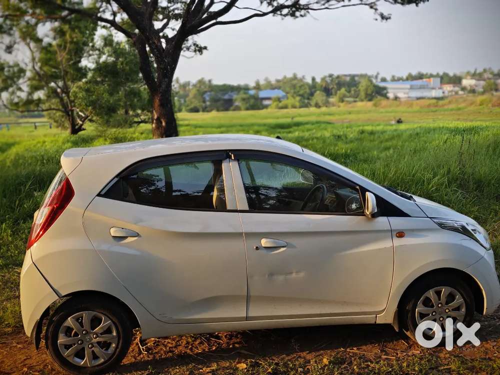 Hyundai Eon 2015 Petrol 73000 Km Driven