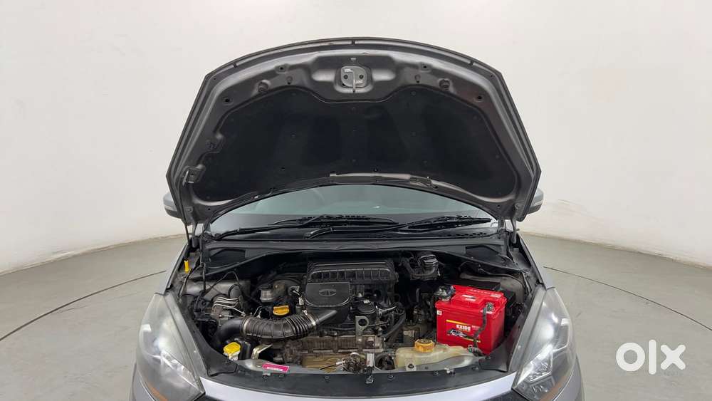 Tata Tigor Xza, 2018, Petrol