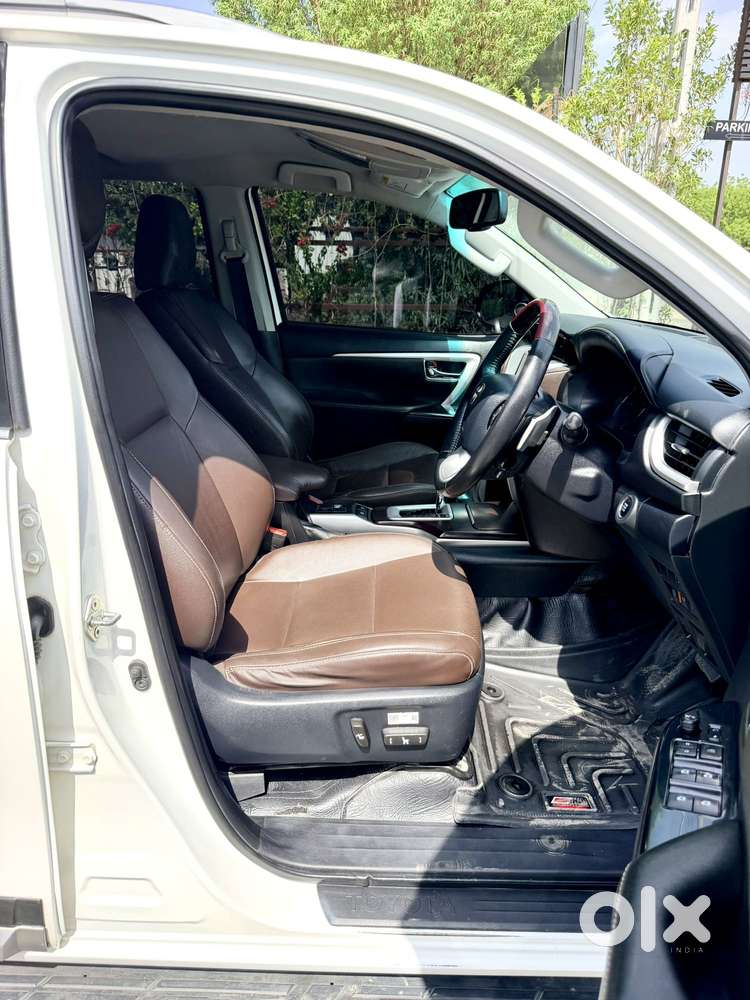 Toyota Fortuner 4x2 At 2.8 Diesel, 2020, Diesel