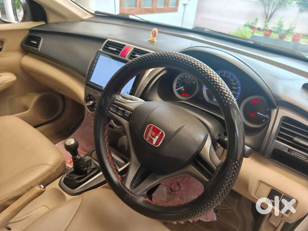 2012 July  Honda City, Petrol, Wiite