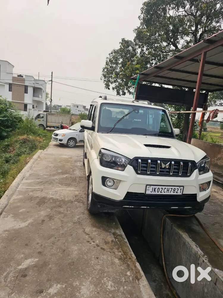 Mahindra Scorpio Classic 2019 Diesel 100000 Km Driven