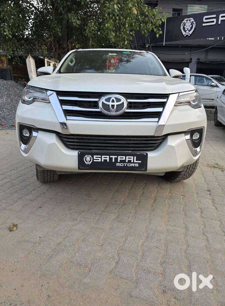 Toyota Fortuner 4x2 Mt 2.8 Diesel, 2018, Diesel
