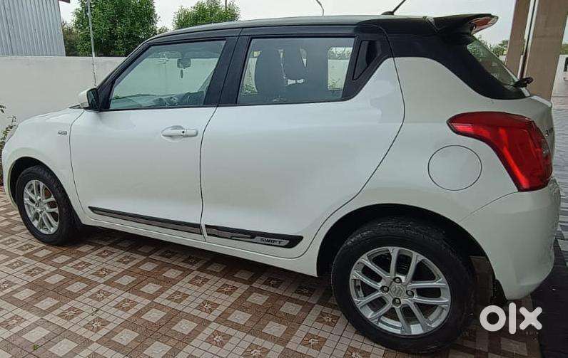 Maruti Suzuki Swift 2018 Amt Zdi, 2018, Diesel