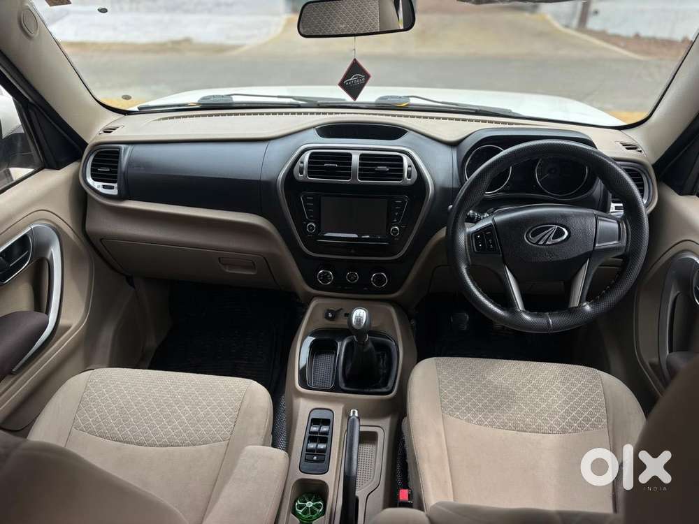 Mahindra Tuv 300 T10 Opt, 2019, Diesel