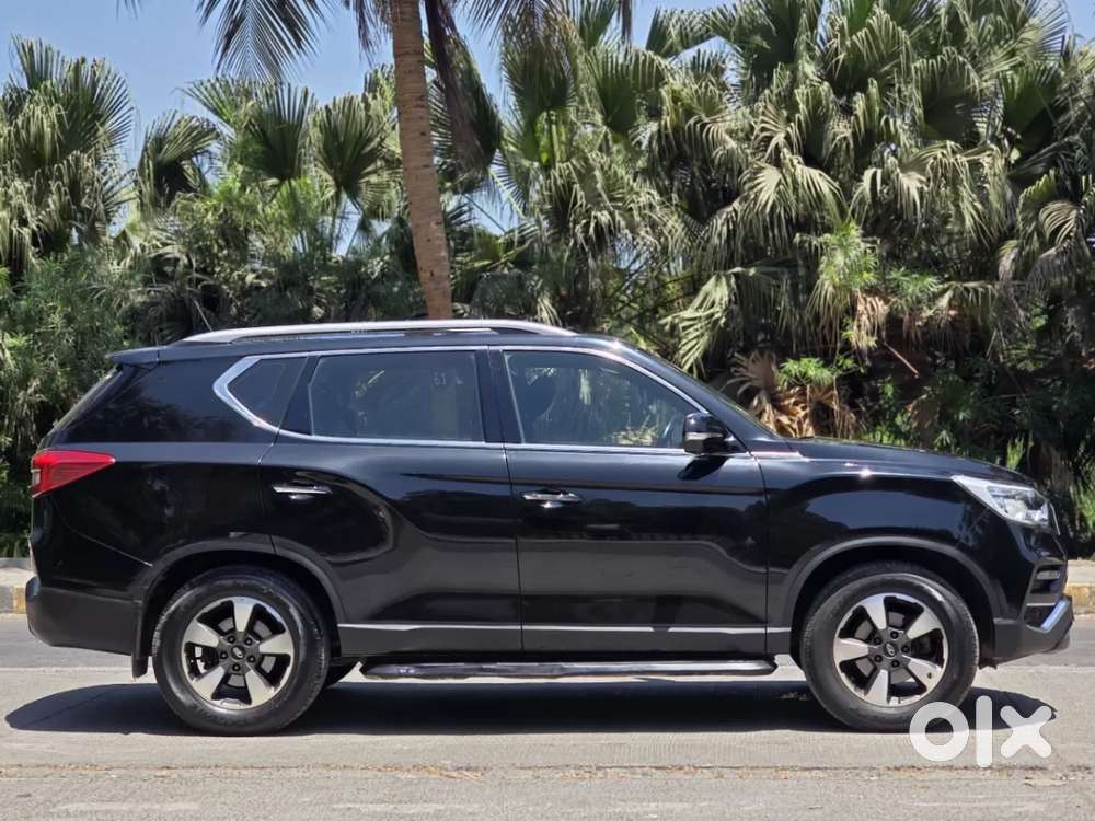 Mahindra Alturas G4 4wd At, 2021, Diesel