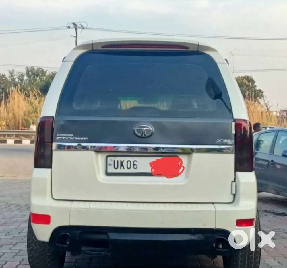 Tata Safari Storme 2013 Diesel Well Maintained