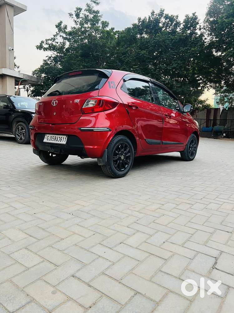 Tata Tiago 1.2 Revotron Xz (o), 2017, Petrol