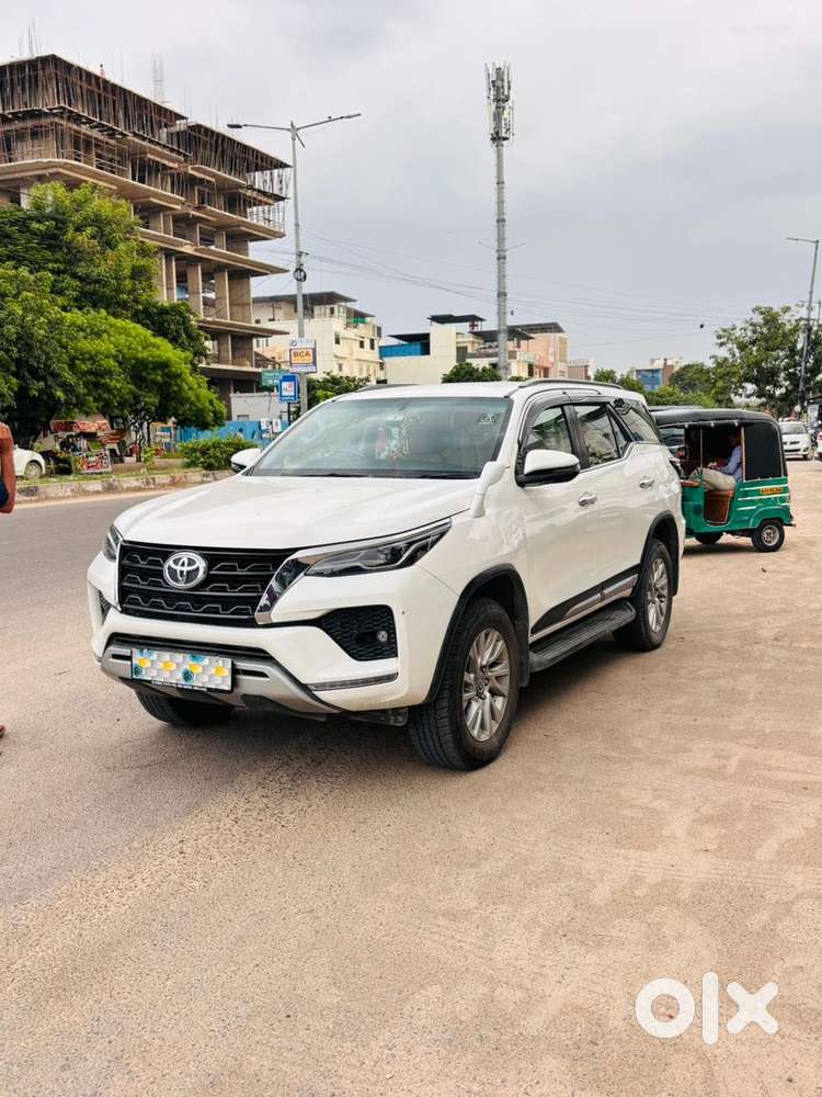 Toyota Fortuner 4x4 At 2.8 Diesel, 2023, Diesel