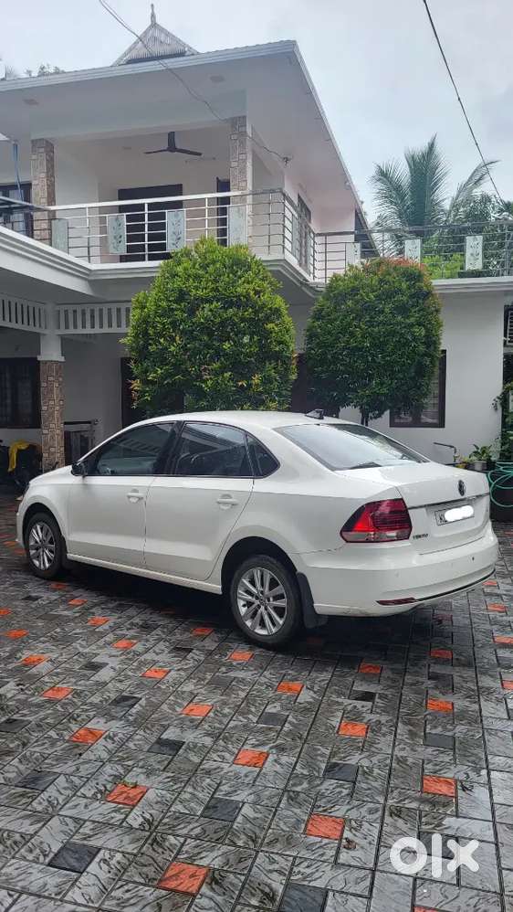 Volkswagen Vento 2016 Petrol 70000 Km