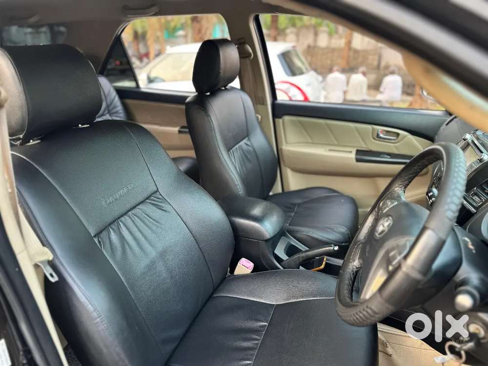 Toyota Fortuner 2015