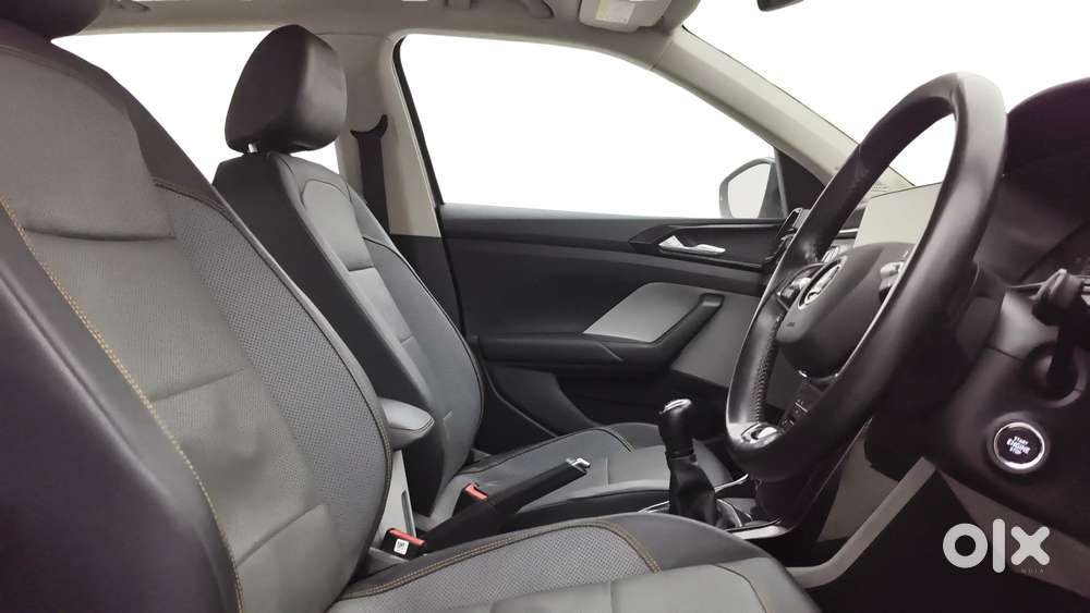 Skoda Kushaq 1.0 Tsi Style, 2022, Petrol