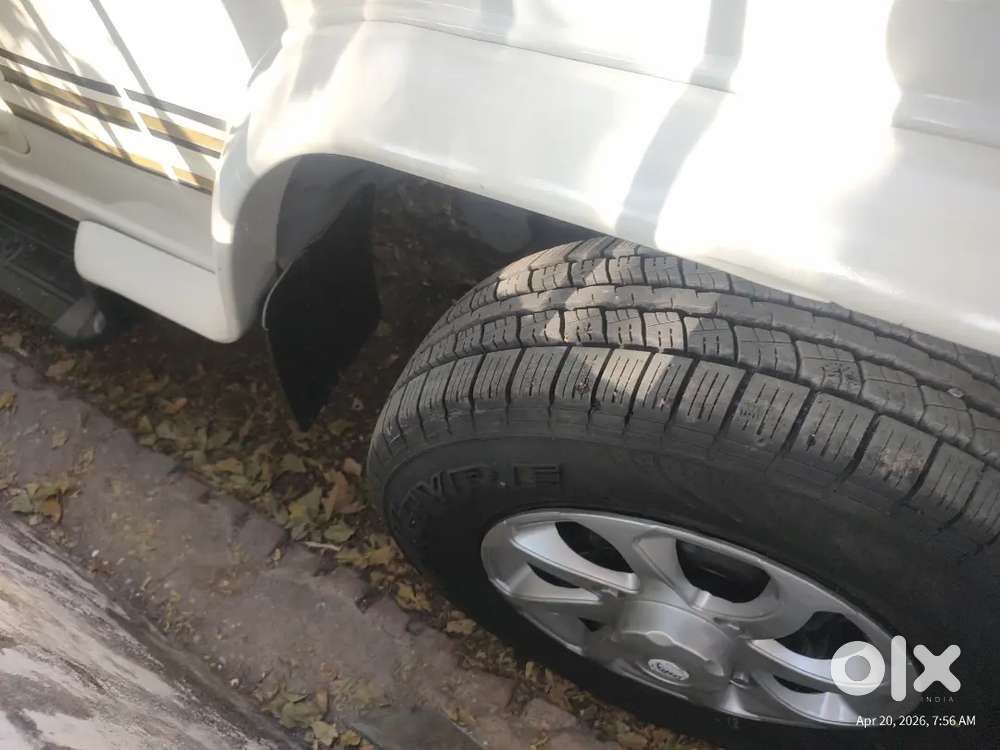 Mahindra Bolero 2.5 Diesel 2012 White