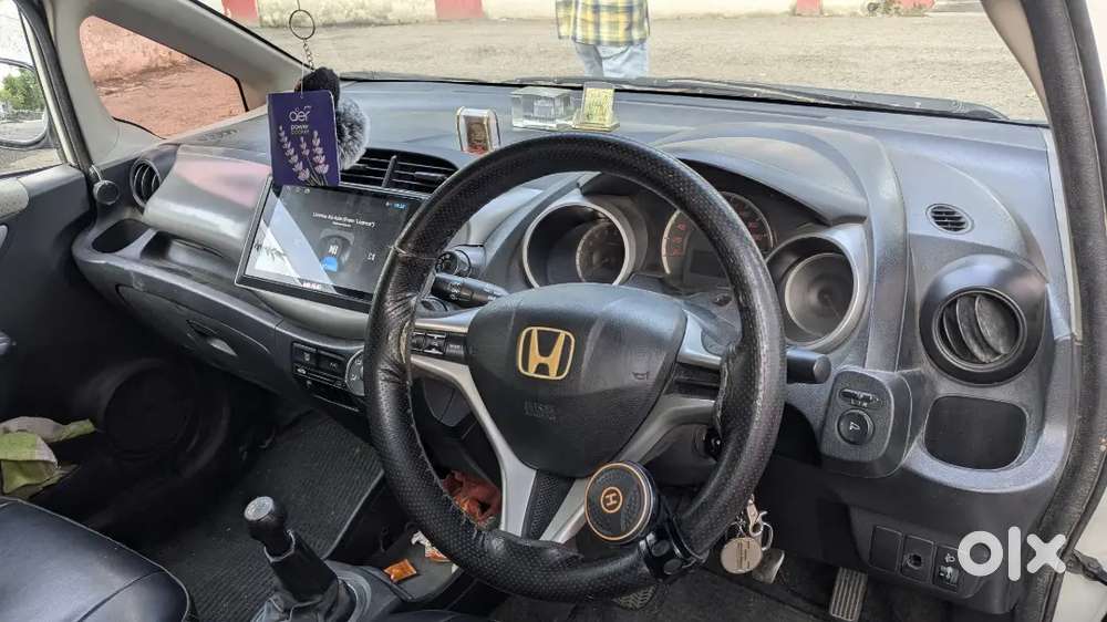 Honda Jazz 2010 Petrol 76740 Km Driven